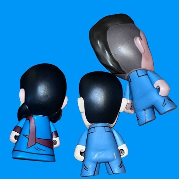 3 Kidrobot The Expanse X Figures Christen Avasarala James Holden Naomi Nagata B3 - Picture 2 of 3